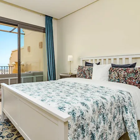 Apartmán Bvq - Stunning Sea & Golf View Terrace